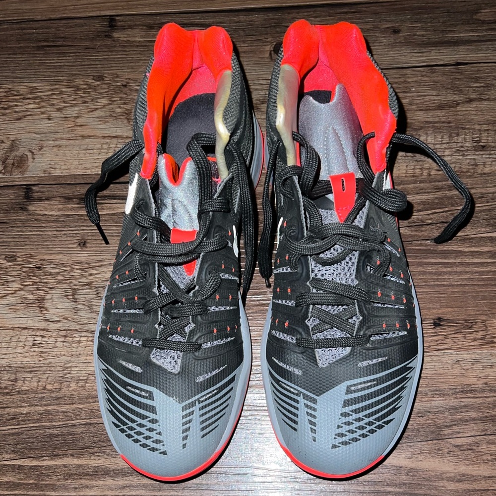 Mens nike basketball shoes